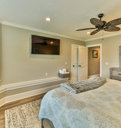 15 Bates Grove Rd, Webster, MA