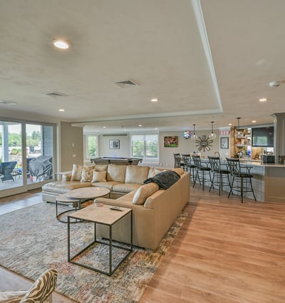 15 Bates Grove Rd, Webster, MA