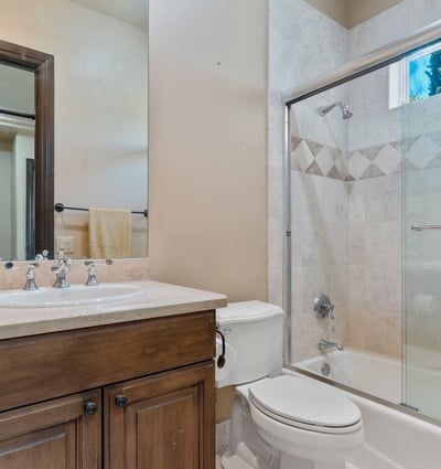 9717 Winter Palace Dr, Las Vegas, NV