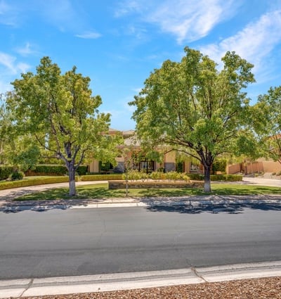 9717 Winter Palace Dr, Las Vegas, NV