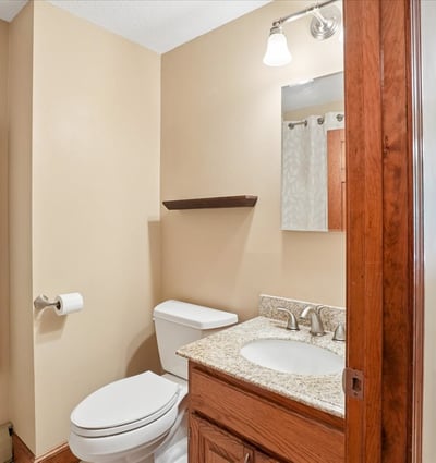 4 Lawson Farm Road, Londonderry, NH