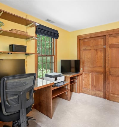 4 Lawson Farm Road, Londonderry, NH