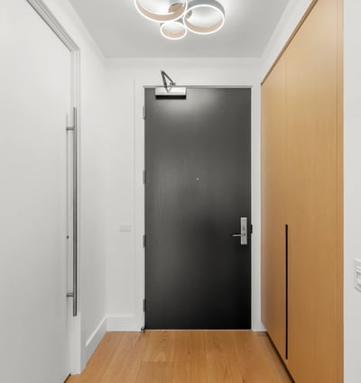 1 strathgowan avenue, Suite 710, Toronto, ON