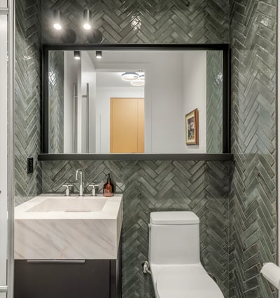 1 strathgowan avenue, Suite 710, Toronto, ON