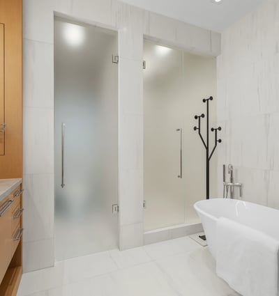 1 strathgowan avenue, Suite 710, Toronto, ON