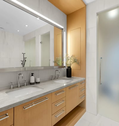 1 strathgowan avenue, Suite 710, Toronto, ON