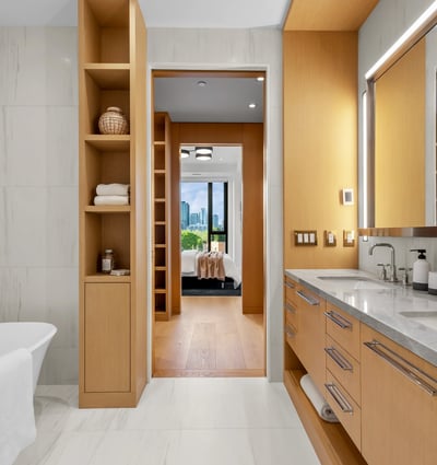 1 strathgowan avenue, Suite 710, Toronto, ON