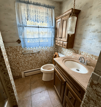 7 Keith Dr, Westport, MA