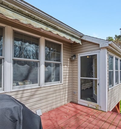 7151 Steeplechase Way, 41, Lansing, MI