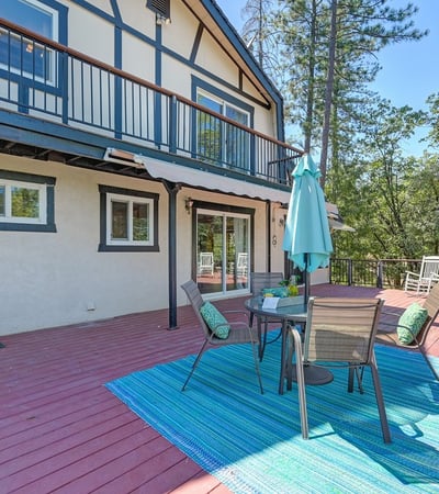 370 Bon Vue Dr, Applegate, CA