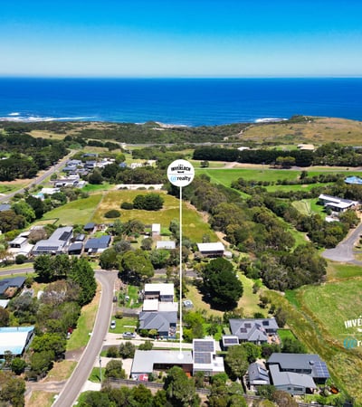 Breathtaking ocean views and spacious lots highlight this vibrant community near the coast and local amenities.
