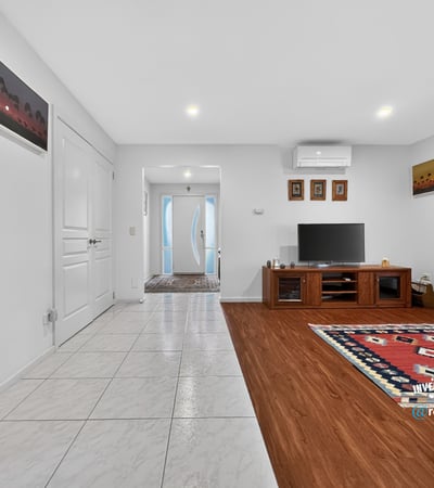 8 Royal Parade, Inverloch, VIC