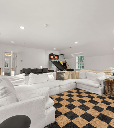 Pastures Lane, New Canaan, CT