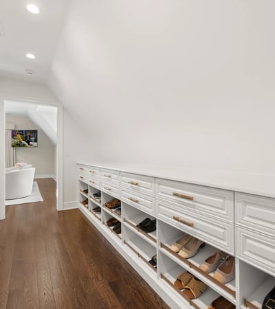6 Carpenters Brook Road, Greenwich, CT