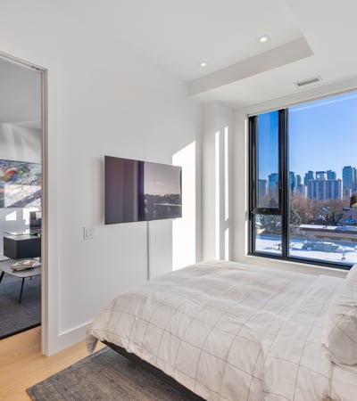 1 Strathgowan Ave suite 710, Toronto, ON