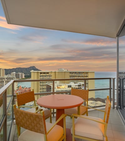 223 Saratoga Rd #3302, Honolulu, HI