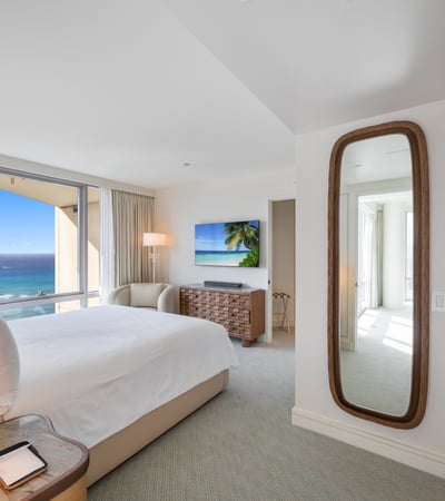223 Saratoga Rd #3302, Honolulu, HI