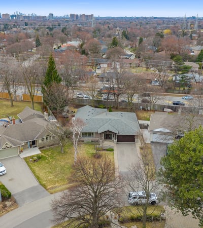 31 Ashwood Crescent, Toronto, ON