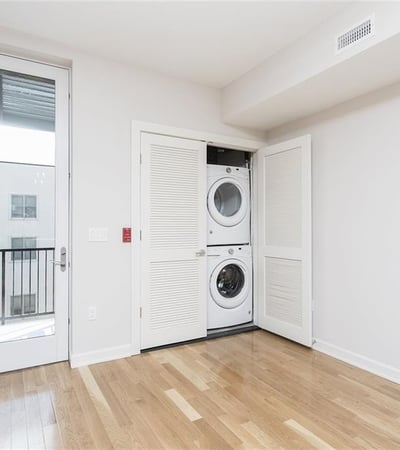 327 Adams St, Hoboken, NJ