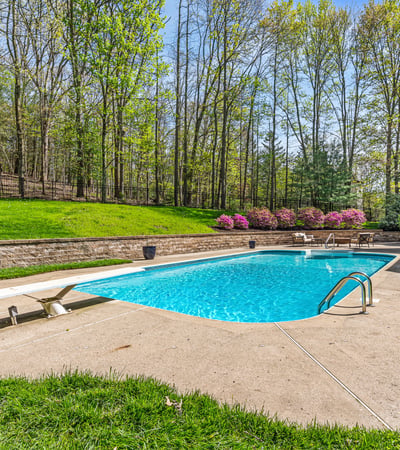 609 Lincoln Road, Bradford Woods, PA