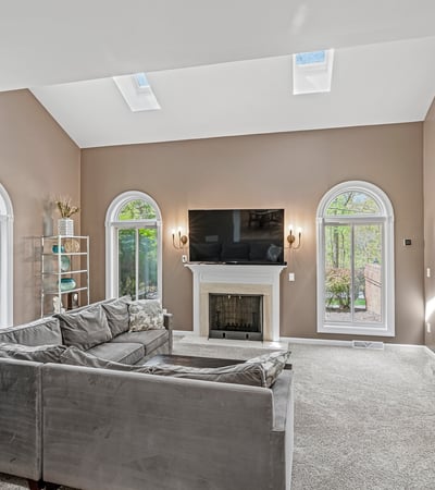609 Lincoln Road, Bradford Woods, PA