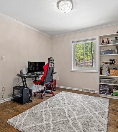 609 Lincoln Road, Bradford Woods, PA