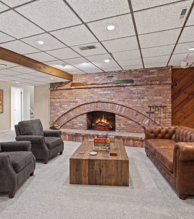 609 Lincoln Road, Bradford Woods, PA