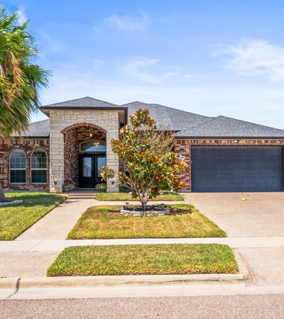 2429 Badlands Dr, Corpus Christi, TX