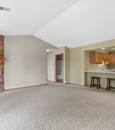 961 Spring Ct, West Bend, WI