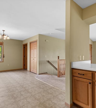 961 Spring Ct, West Bend, WI