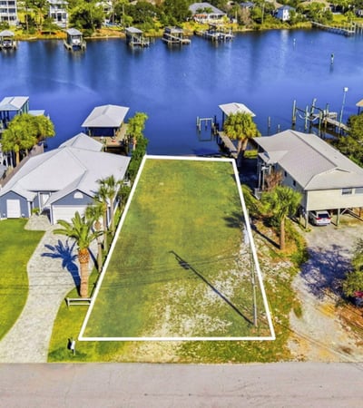 7304 S. Lagoon Drive, PANAMA CITY BEACH, FL