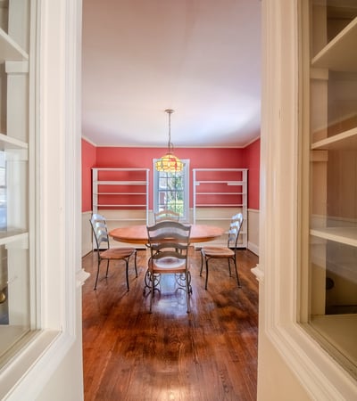 2667 White Chapel Road, Lively, VA