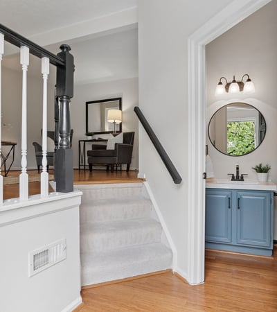 6033 Hydrangea Dr, Alexandria, VA