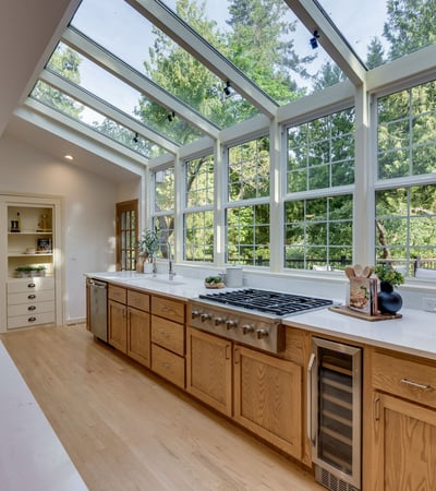 9025 NW Ash St., Portland, OR