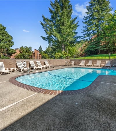 174 Oswego Summit, Lake Oswego, OR