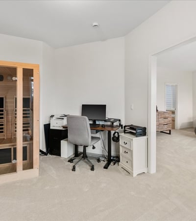15605 SW Snowy Owl Ln, Beaverton, OR