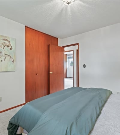 14650 NE Russell Court, Portland, OR