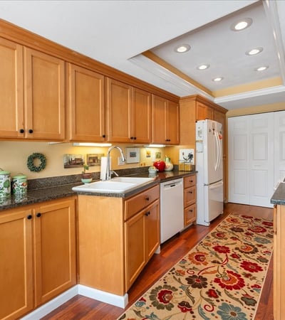 15930 SW Greens Way, Portland, OR