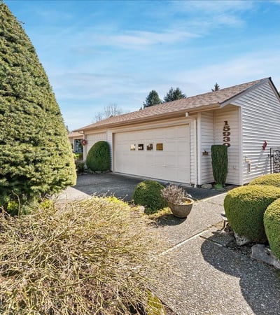 15930 SW Greens Way, Portland, OR