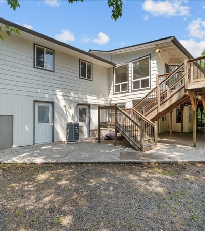 9150 SW Salmon St, Portland, OR