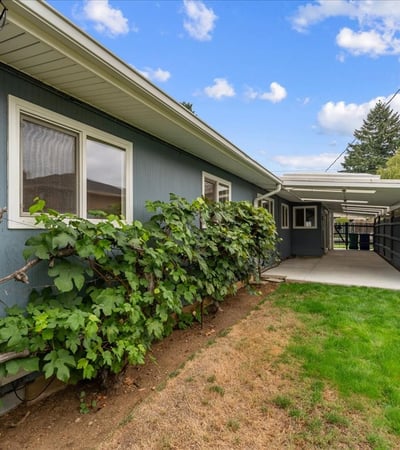 10860 NE Oregon Street, Portland, OR