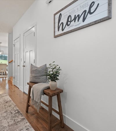 13920 S Lucia Lane, Mulino, OR