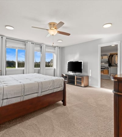 13920 S Lucia Lane, Mulino, OR