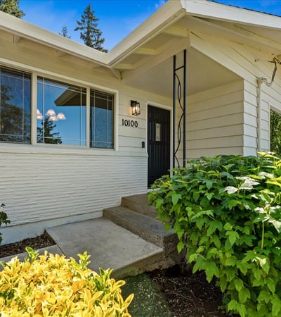 10100 SE Walnut Drive, Happy Valley, OR