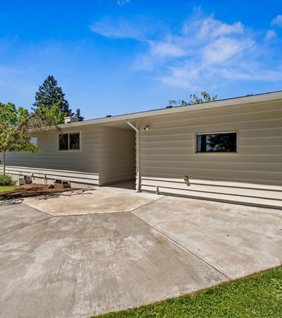 10100 SE Walnut Drive, Happy Valley, OR
