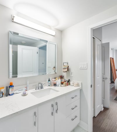 2511 Bloor St W #305, Toronto, ON
