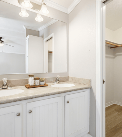 Primary bath with walk in closet