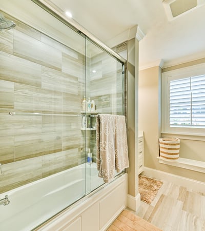 15 Bates Grove Rd, Webster, MA