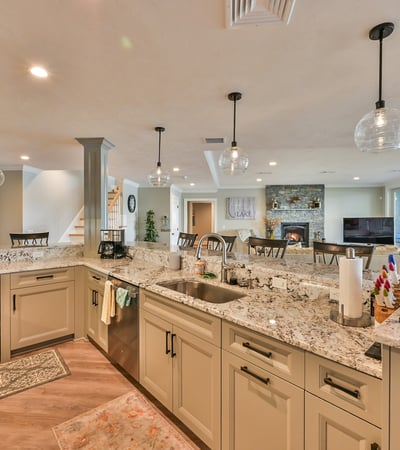 15 Bates Grove Rd, Webster, MA