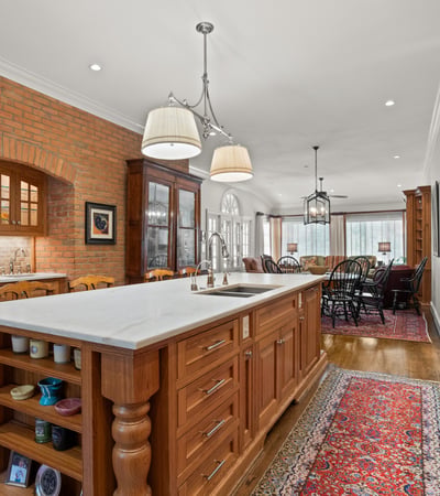Gorgeous Kitchen open to informal eating and sitting area